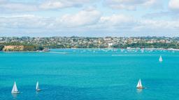 Find cheap flights to Auckland