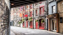 Find cheap flights from United Kingdom to Ireland
