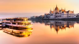 Find cheap flights from Prague to Budapest