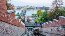 Find cheap flights to Budapest