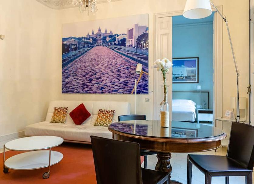 Dining room Photo