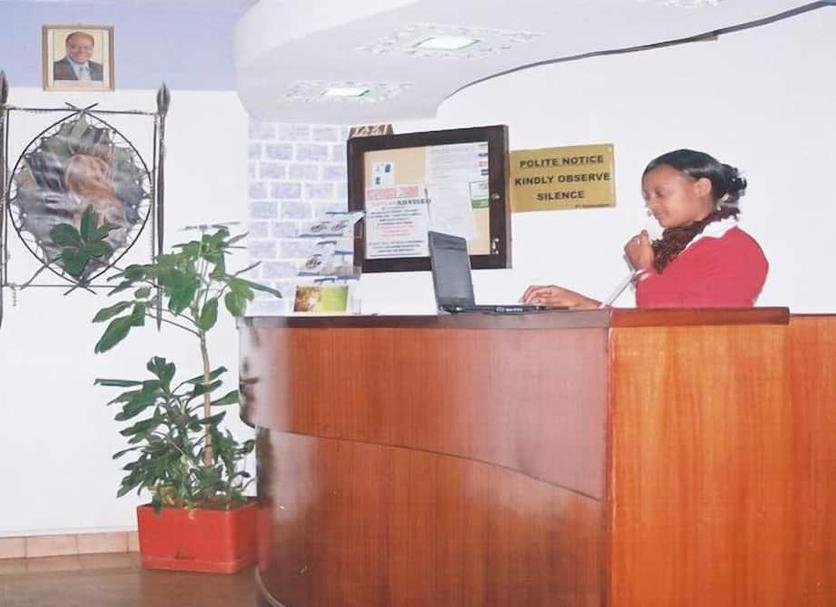 Front desk Photo
