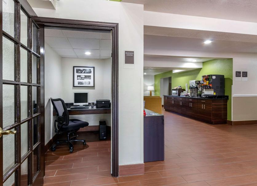 Front desk Photo