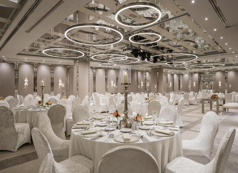 Banquet hall Photo