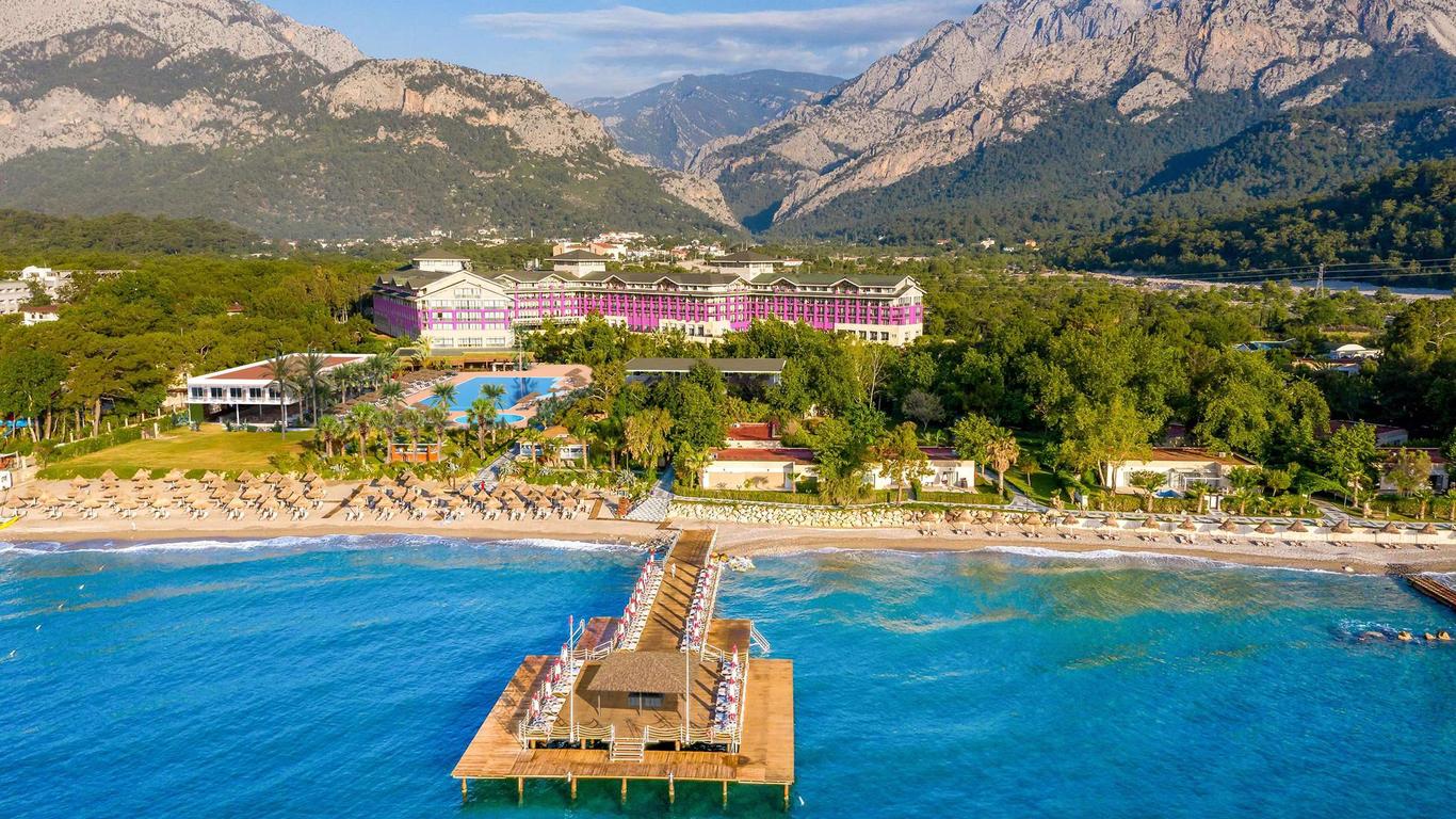 Amara Luxury Resort & Villas