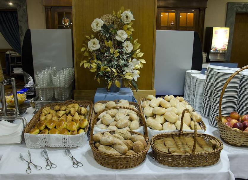 Buffet Photo