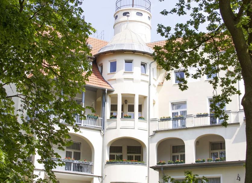 Building Photo