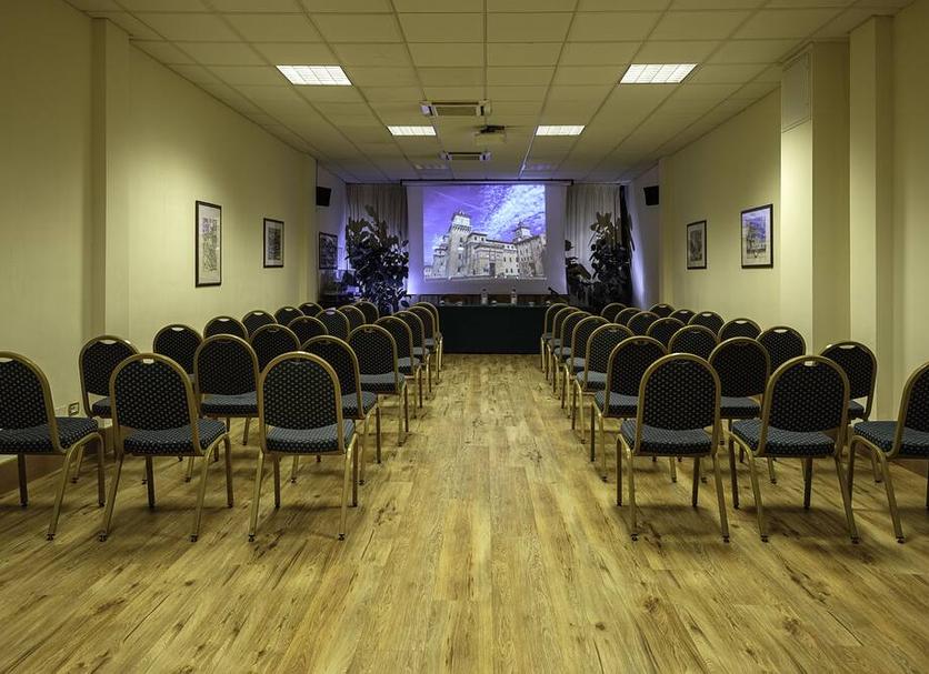 Conference room Photo
