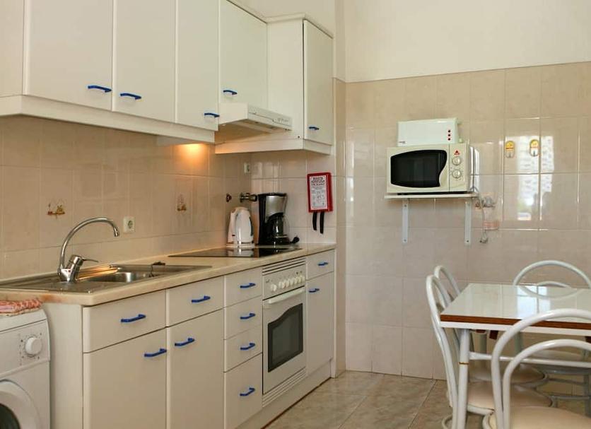 Kitchen Photo