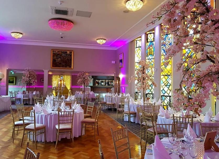 Banquet hall Photo