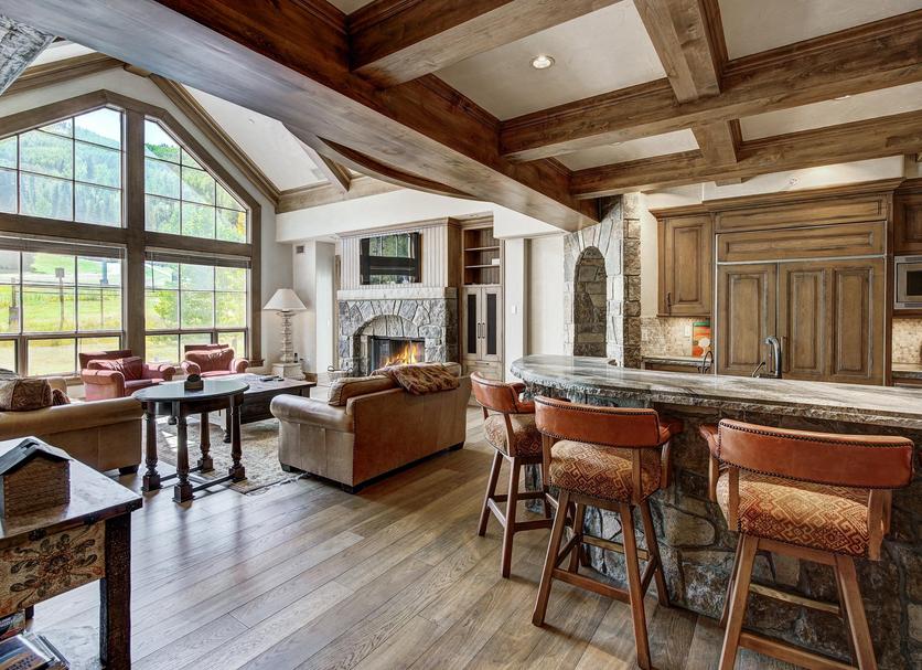Dining room Photo