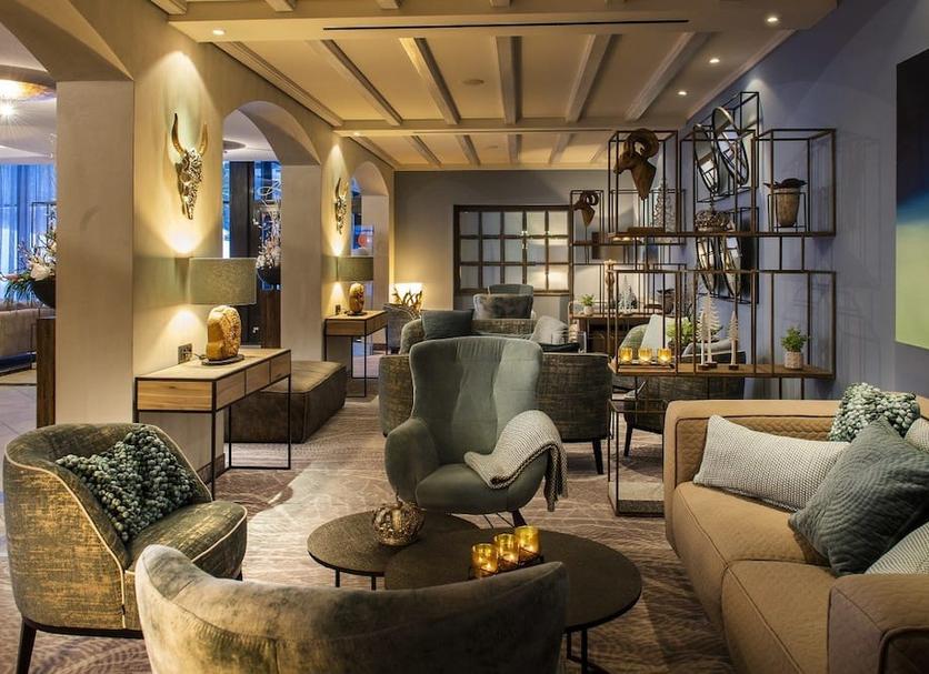Lounge Photo