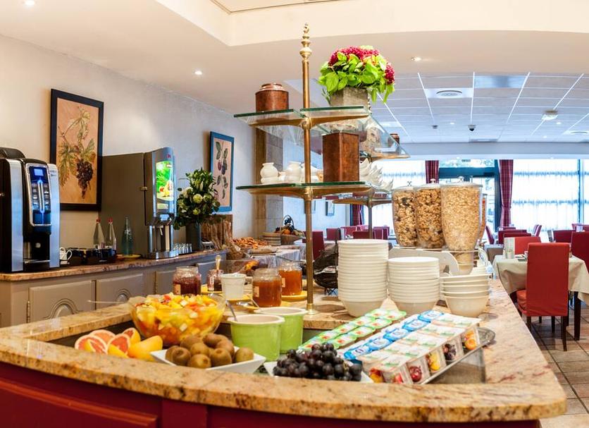 Buffet Photo