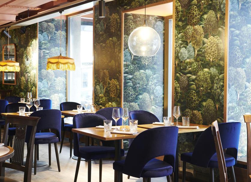 Restaurant Photo
