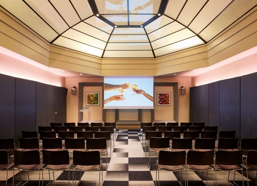 Conference room Photo
