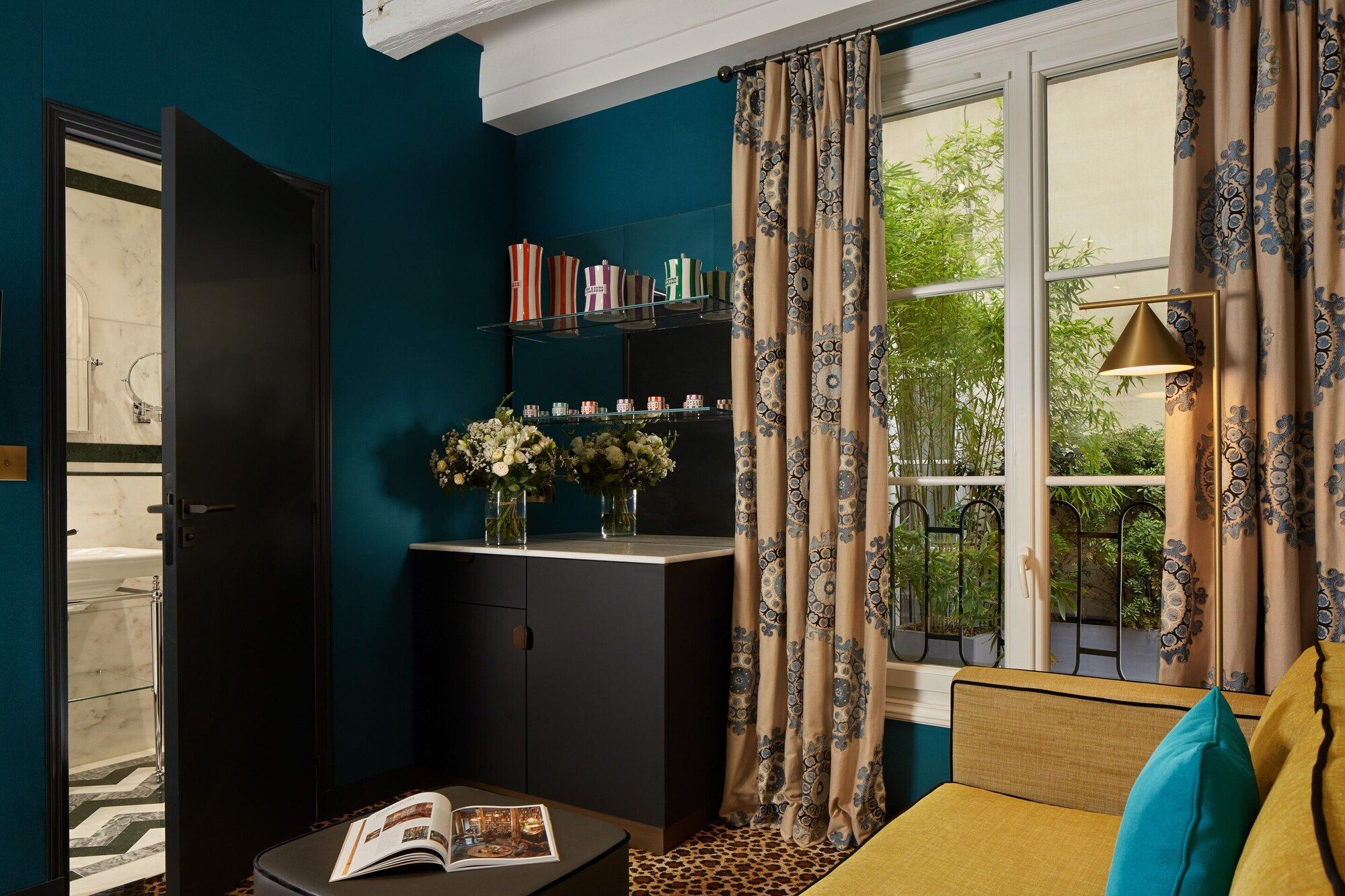 Room amenity