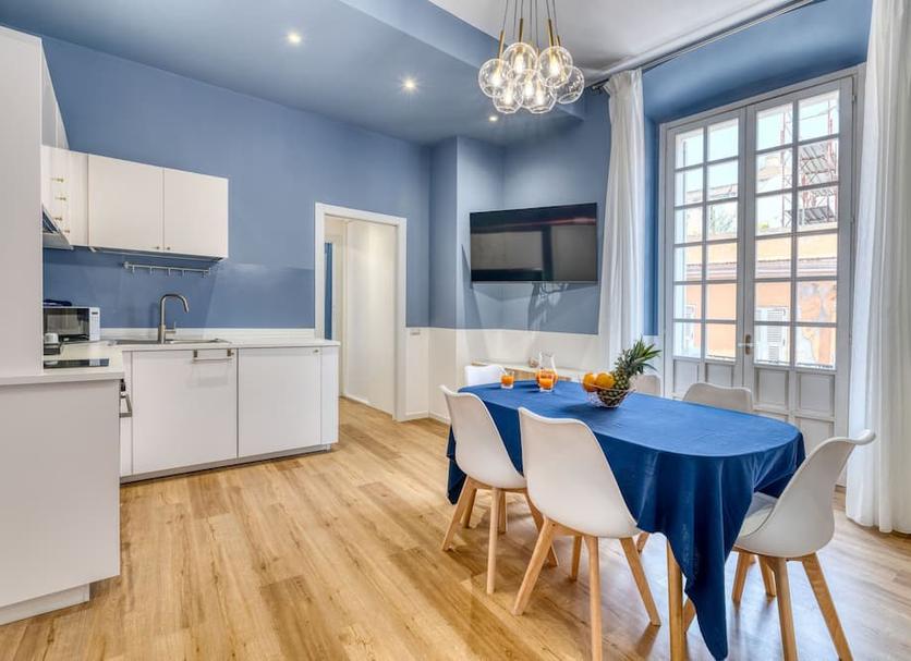 Dining room Photo