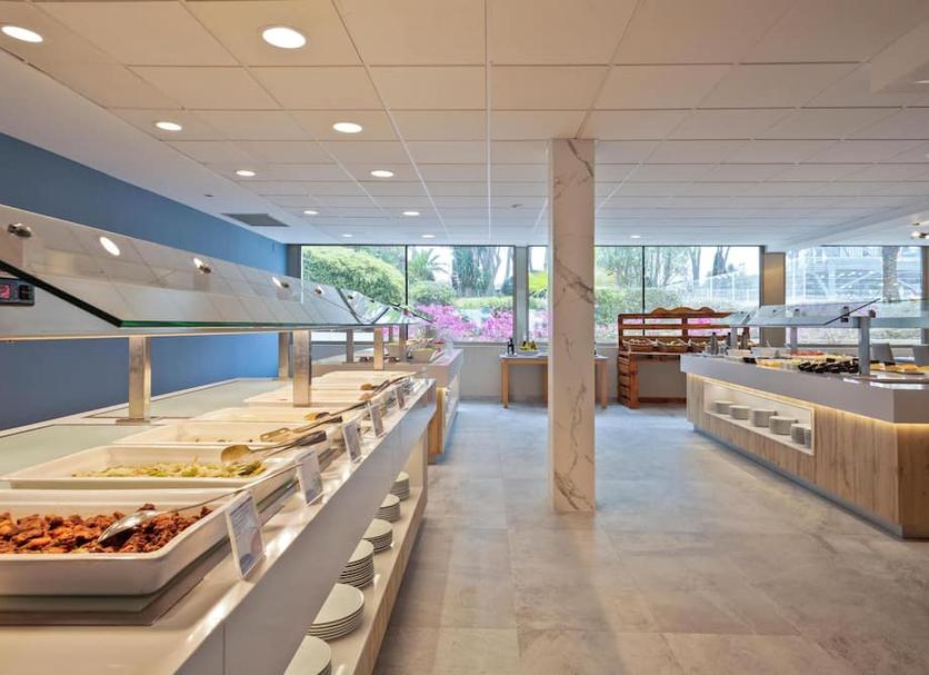 Buffet Photo