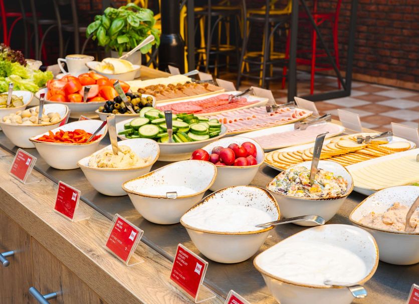 Buffet Photo
