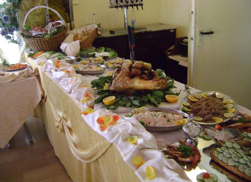 Buffet Photo