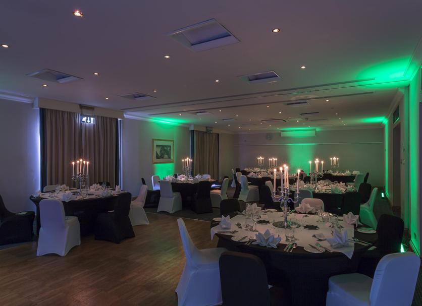 Banquet hall Photo