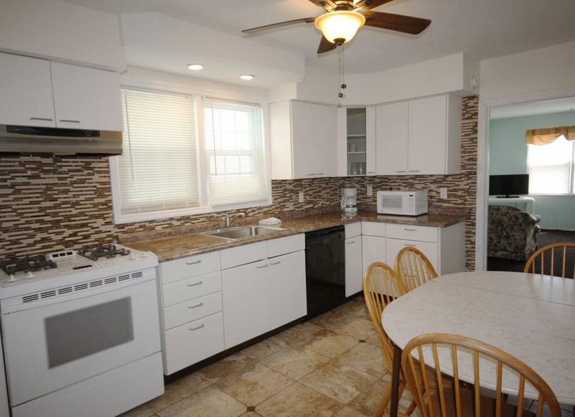 Kitchen Photo