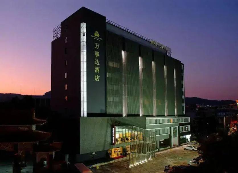 Building Photo