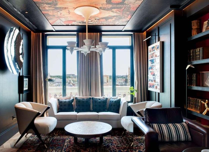 Lounge Photo
