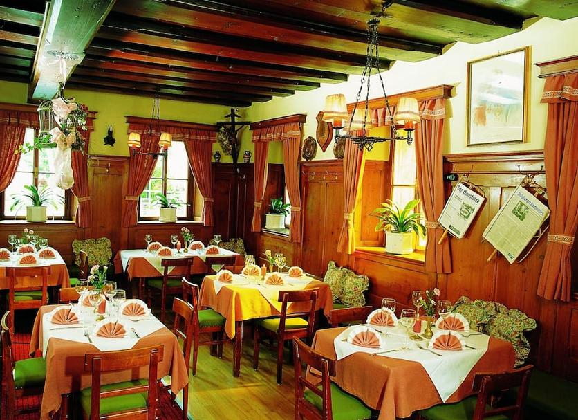Restaurant Photo