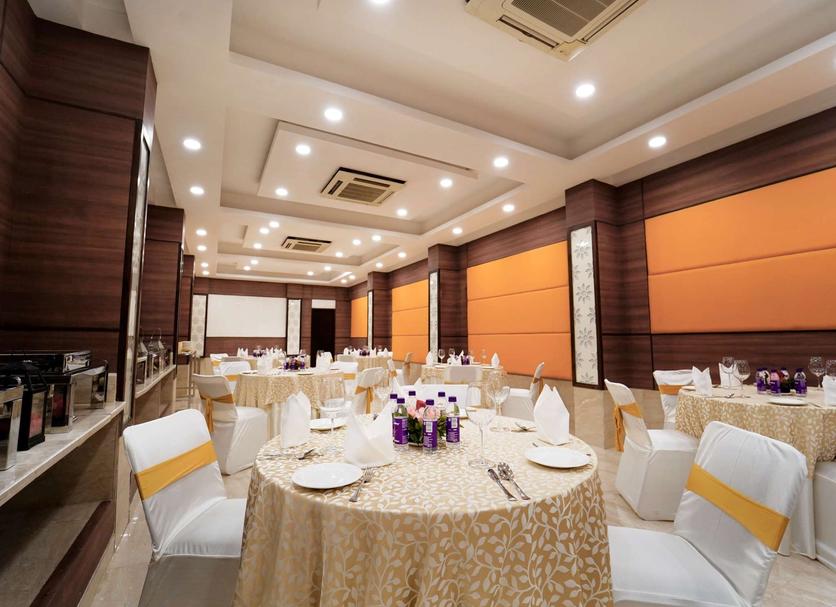 Banquet hall Photo