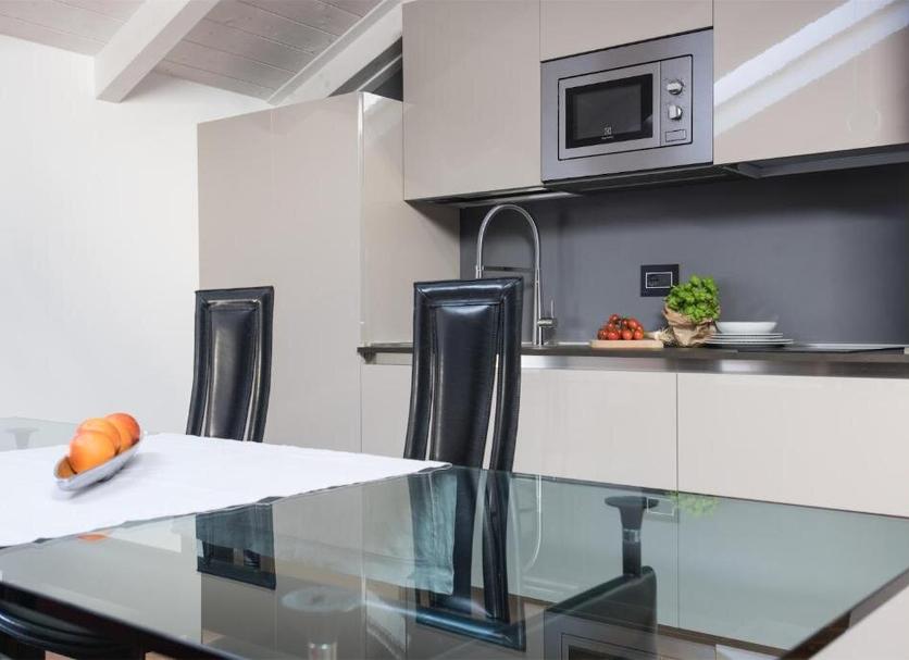 Kitchen Photo