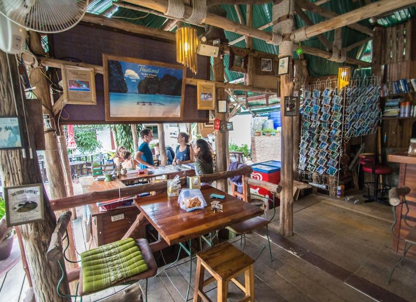 Restaurant Photo