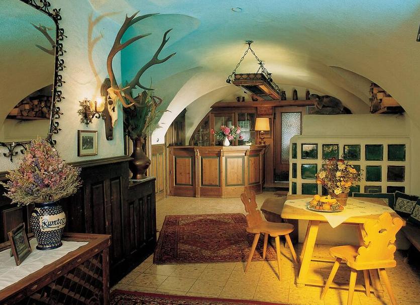 Dining room Photo
