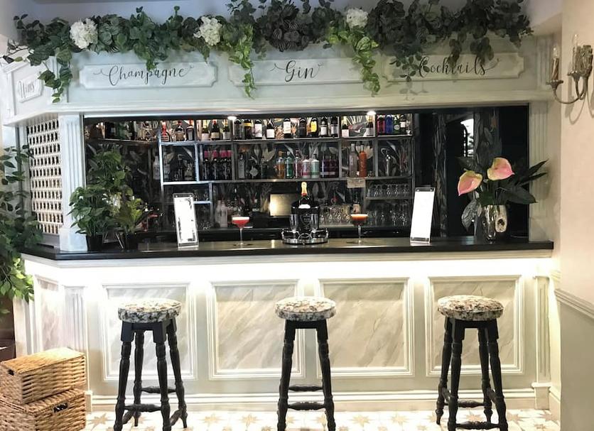 Bar Photo