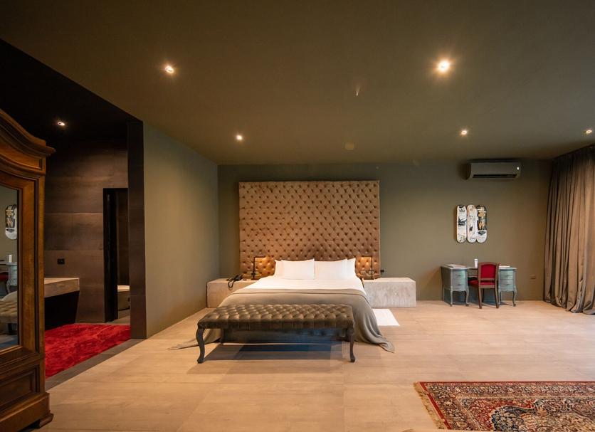 Bedroom Photo
