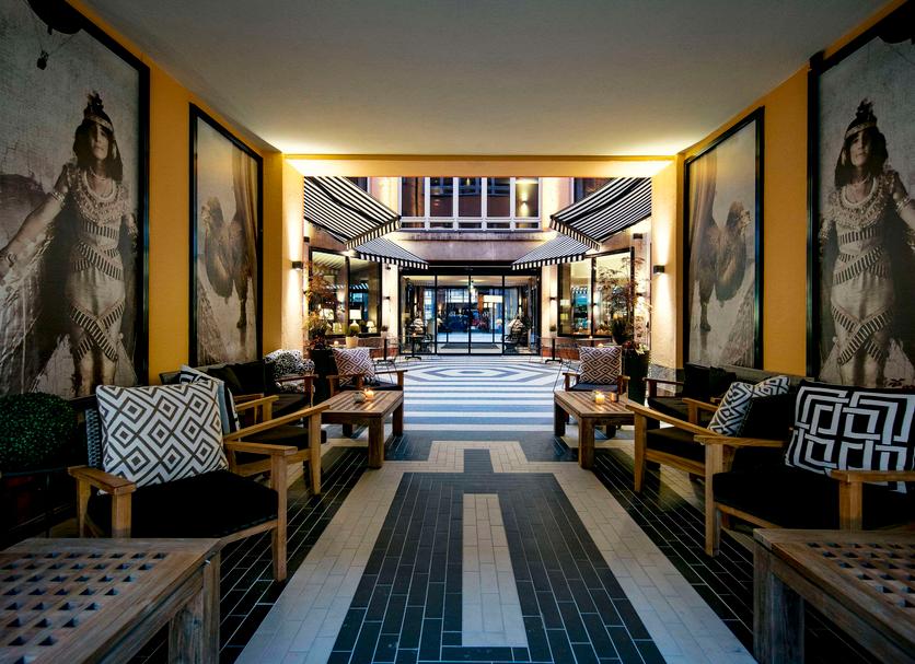 Lobby Photo