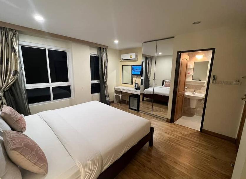 Bedroom Photo