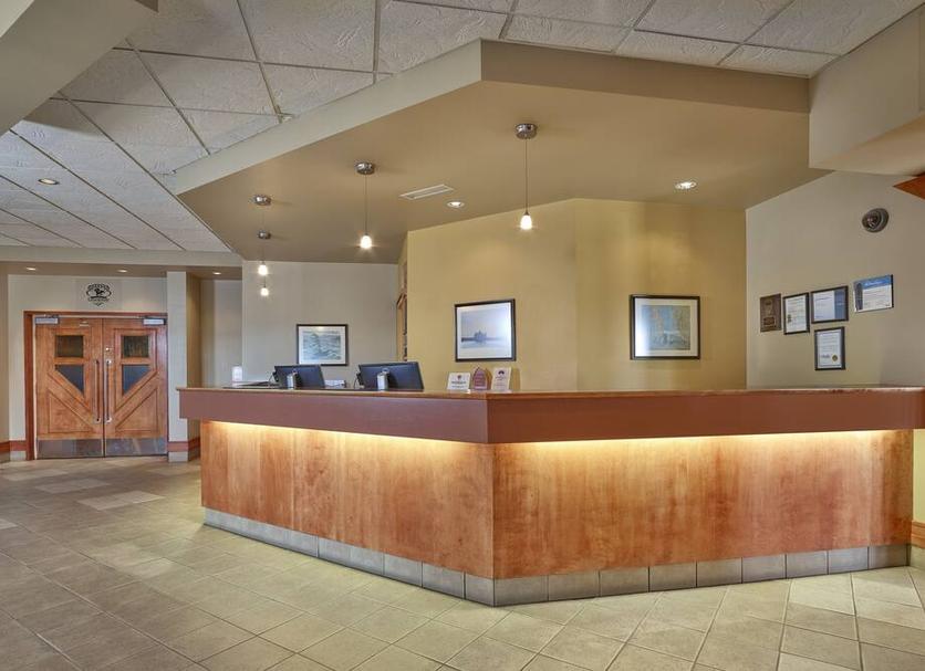 Front desk Photo