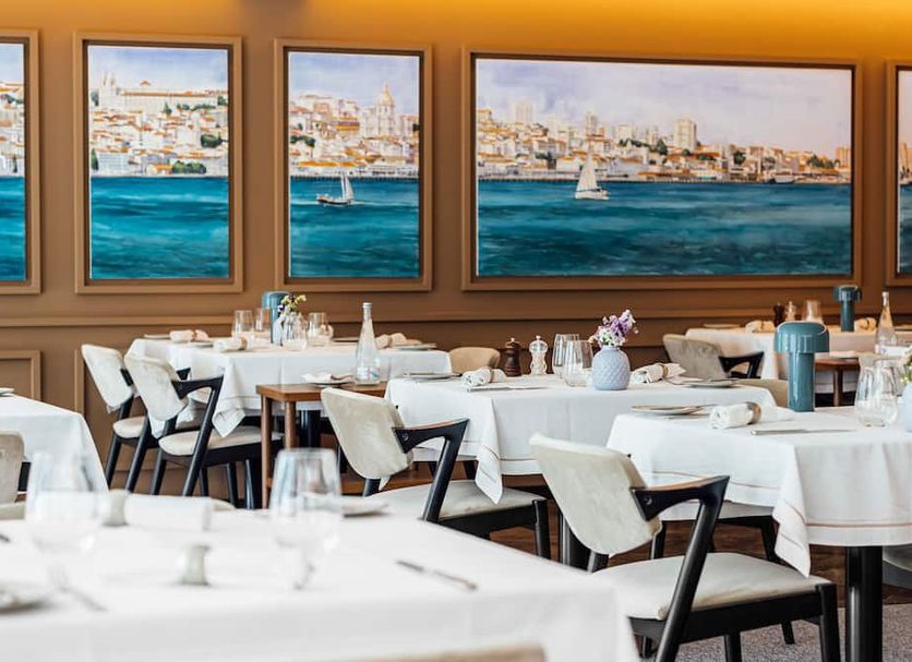 Restaurant Photo