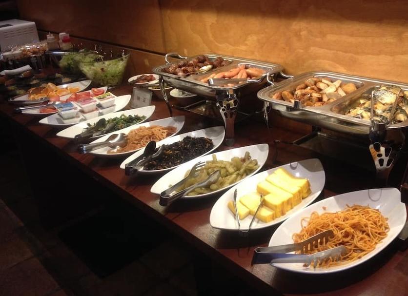 Buffet Photo