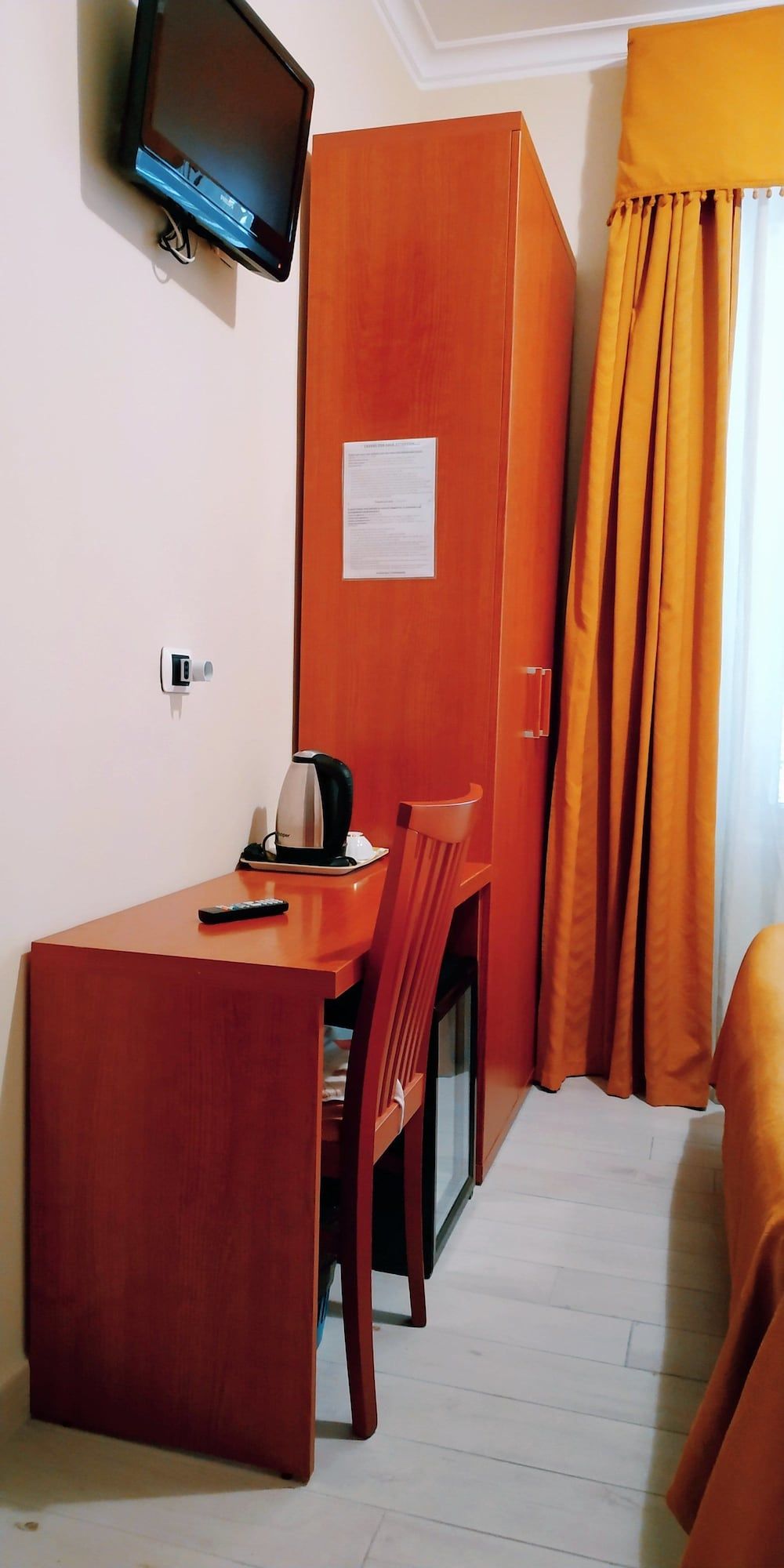 Room amenity