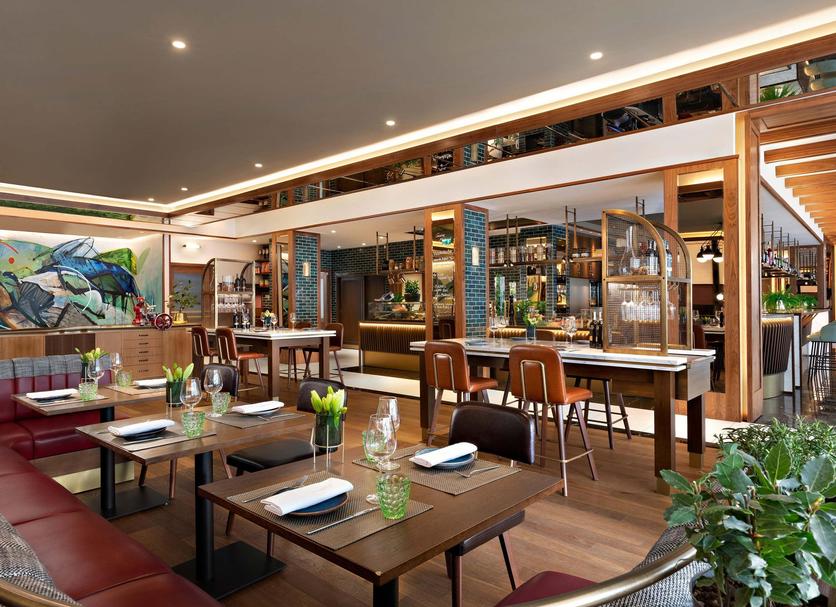 Restaurant Photo