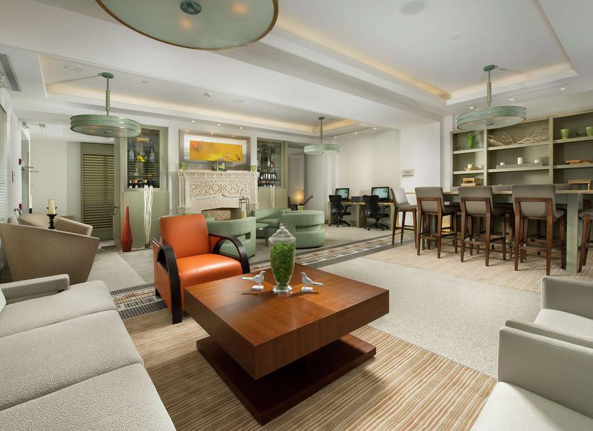 Lounge Photo