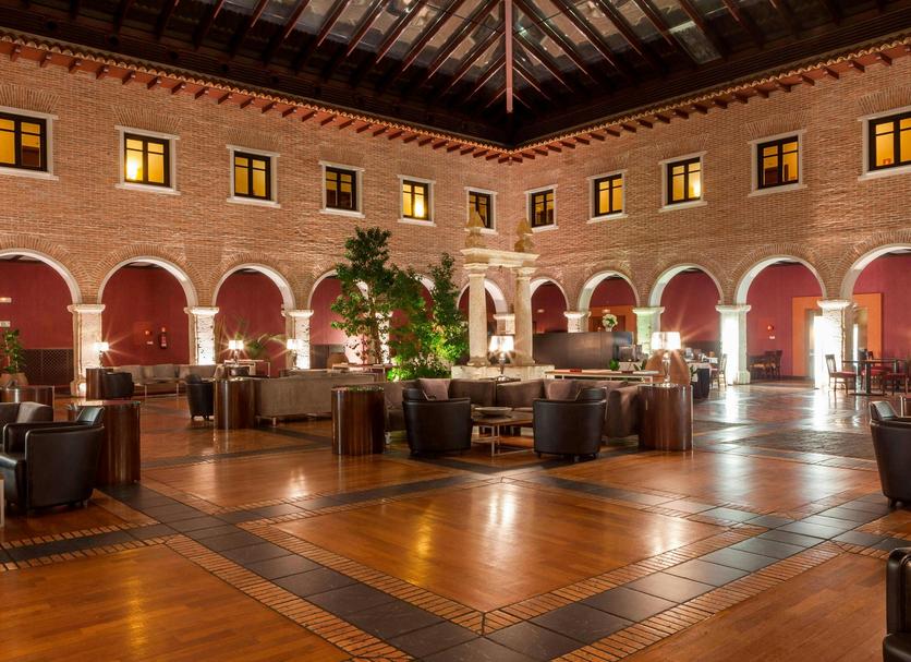 Banquet hall Photo