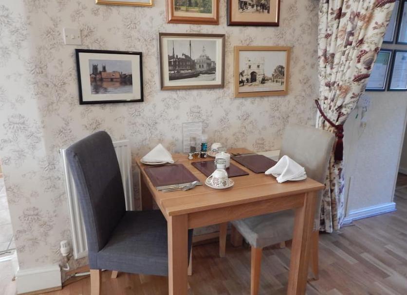 Dining room Photo