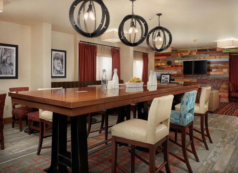 Dining room Photo