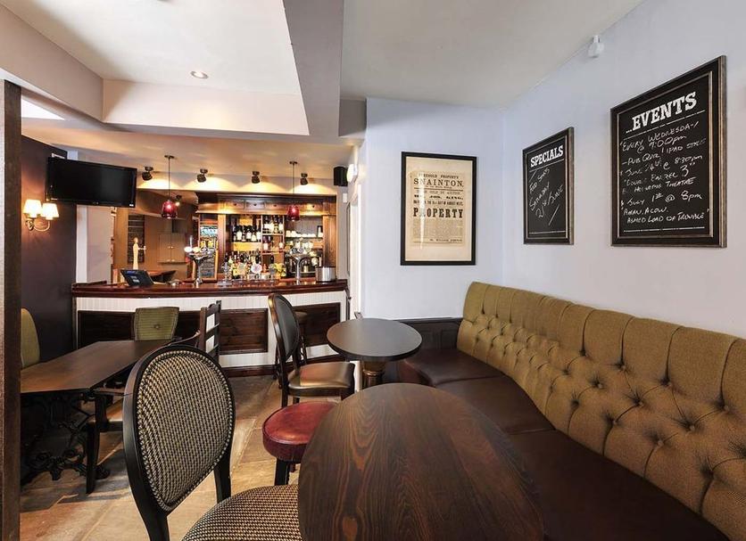 Bar Photo
