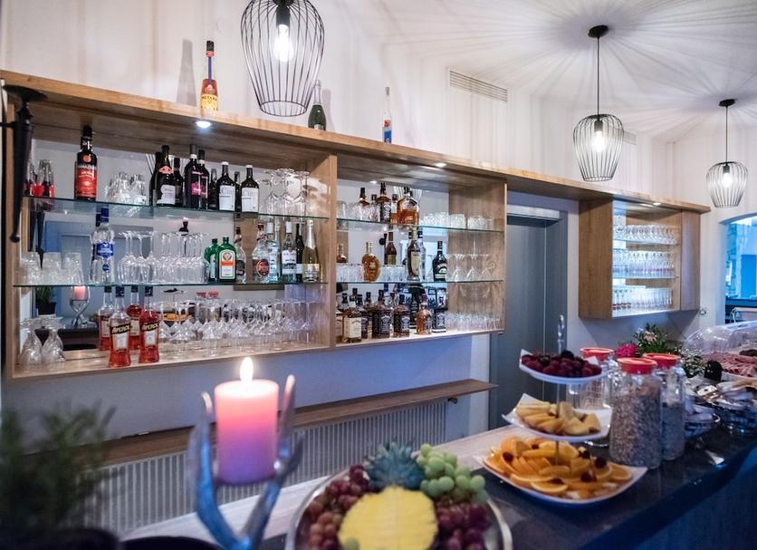 Bar Photo