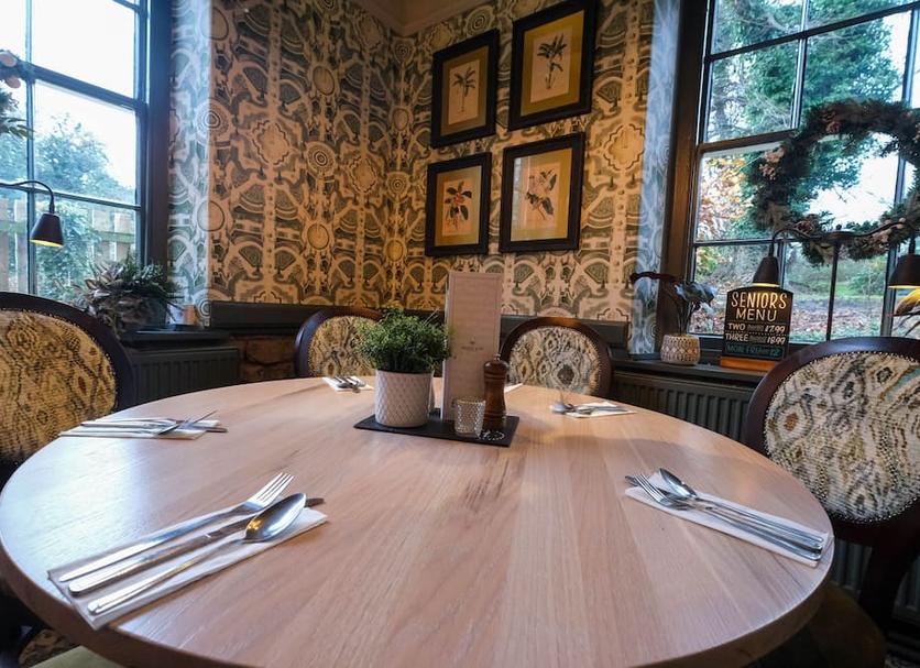 Dining room Photo