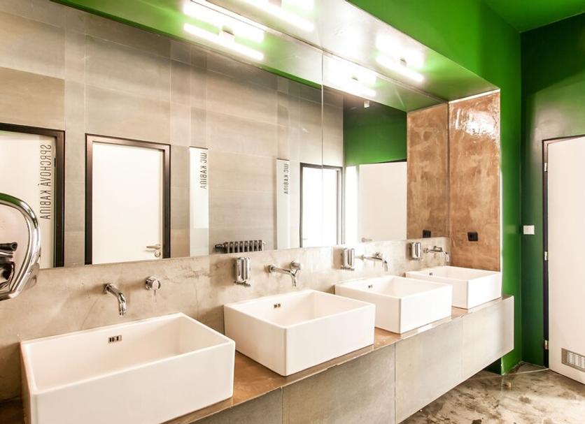 Bathroom Photo